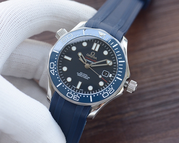 オメガ時計側面デザイン